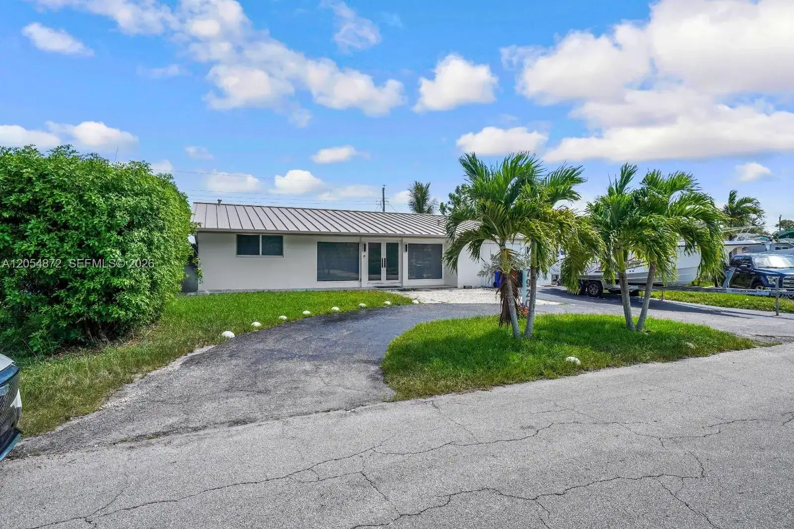 7920 Venetian St, Miramar FL 33023 photo 2