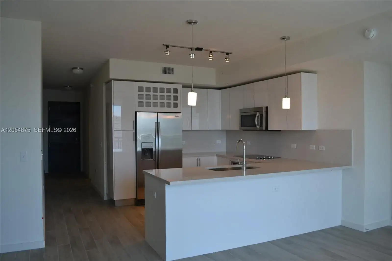 999 SW 1st Ave # 3302, Miami FL 33130 photo 3