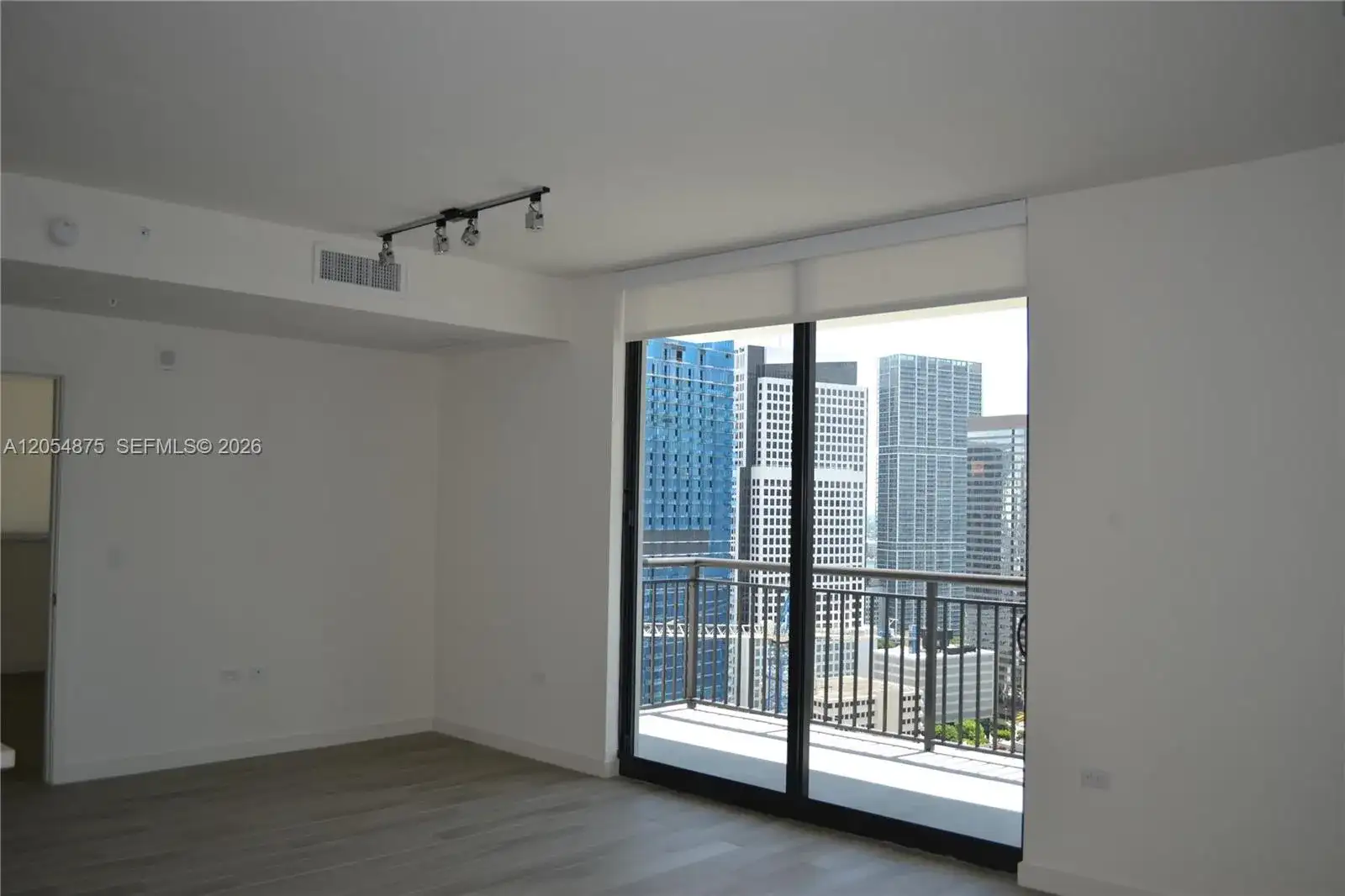 999 SW 1st Ave # 3302, Miami FL 33130 photo 5