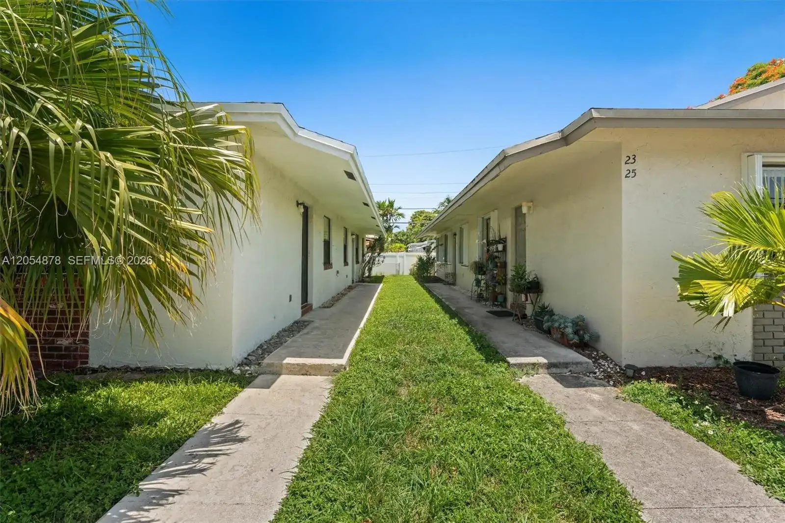 19 SE 4th Ter, Dania Beach FL 33004 photo 2