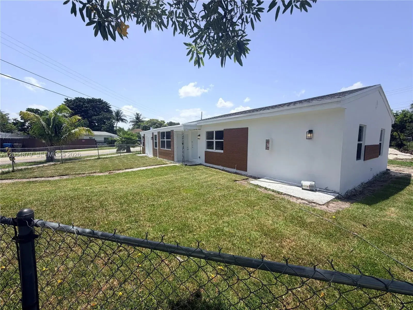 43 Williams Rd # 3, West Park FL 33023