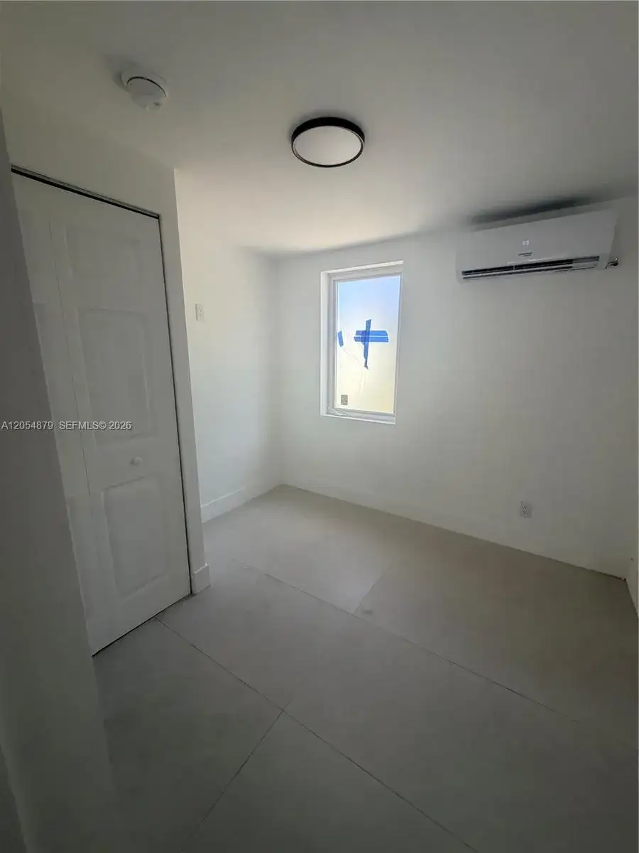 43 Williams Rd # 3, West Park FL 33023 photo 3