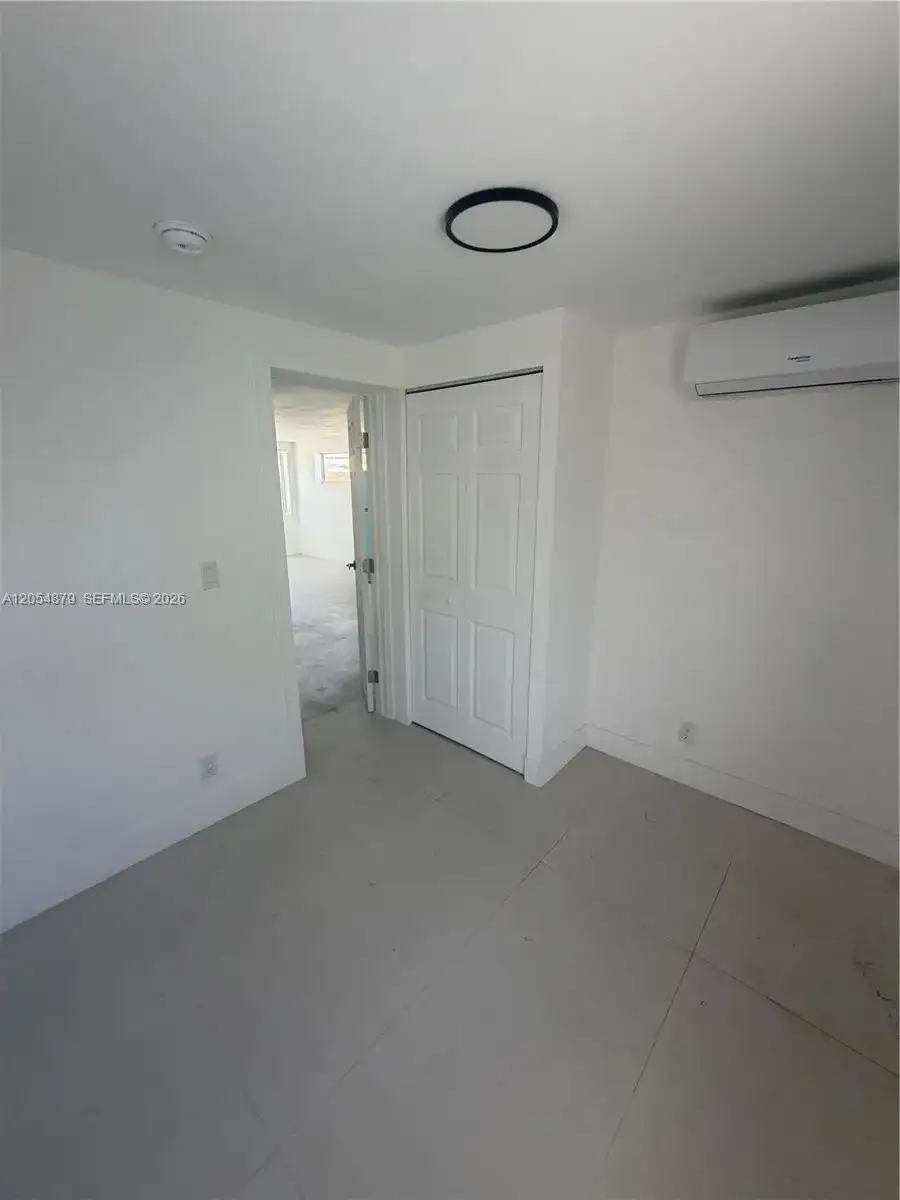 43 Williams Rd # 3, West Park FL 33023 photo 4