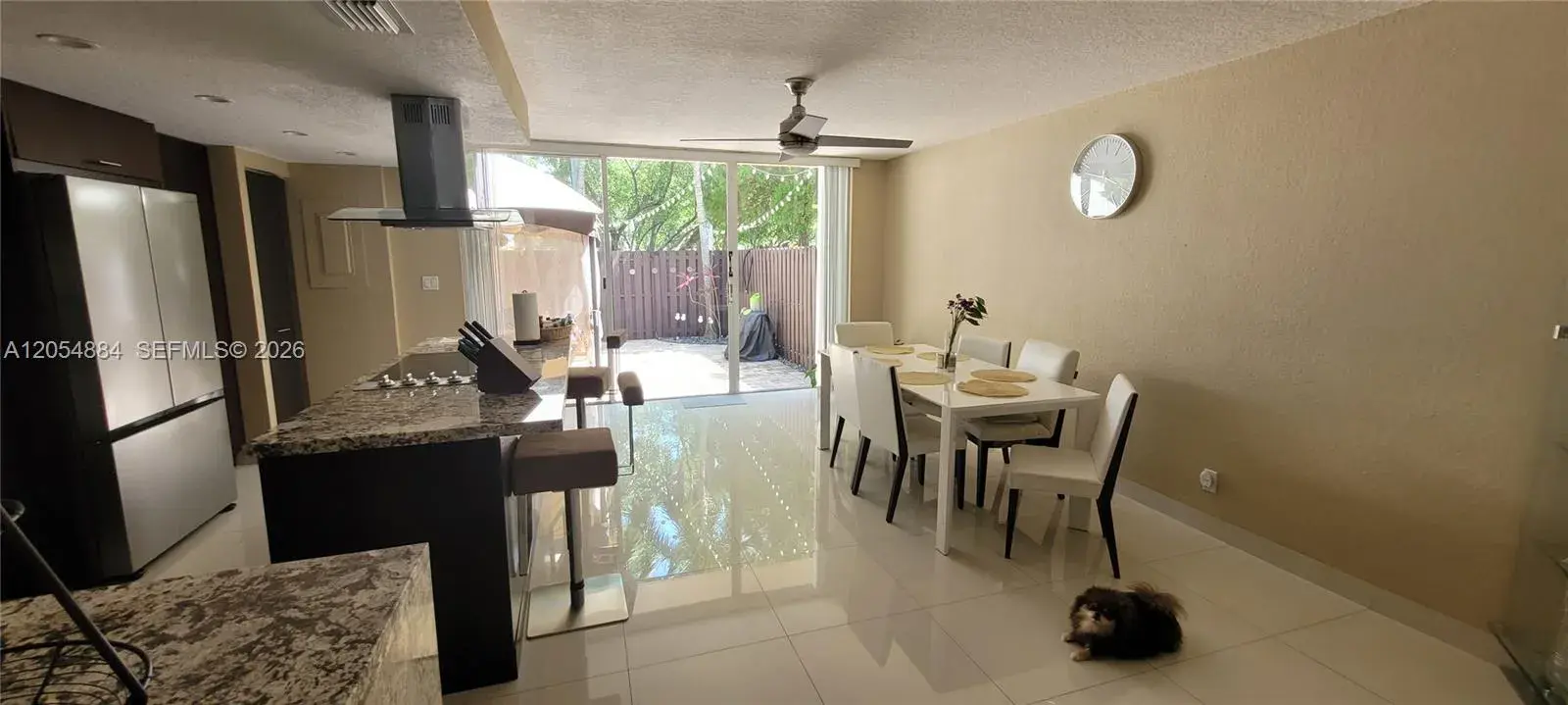 2304 NE 11th St # 207, Hallandale Beach FL 33009