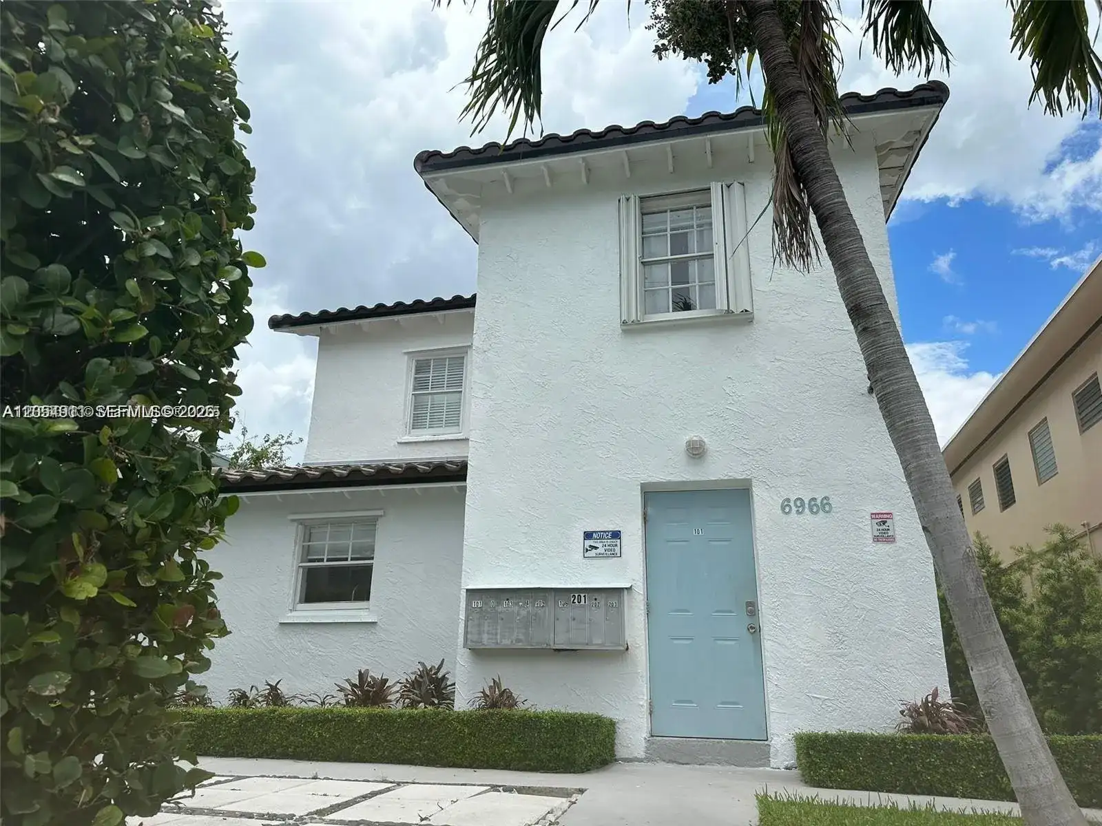 6966 Byron Ave # 102, Miami Beach FL 33141 photo 2