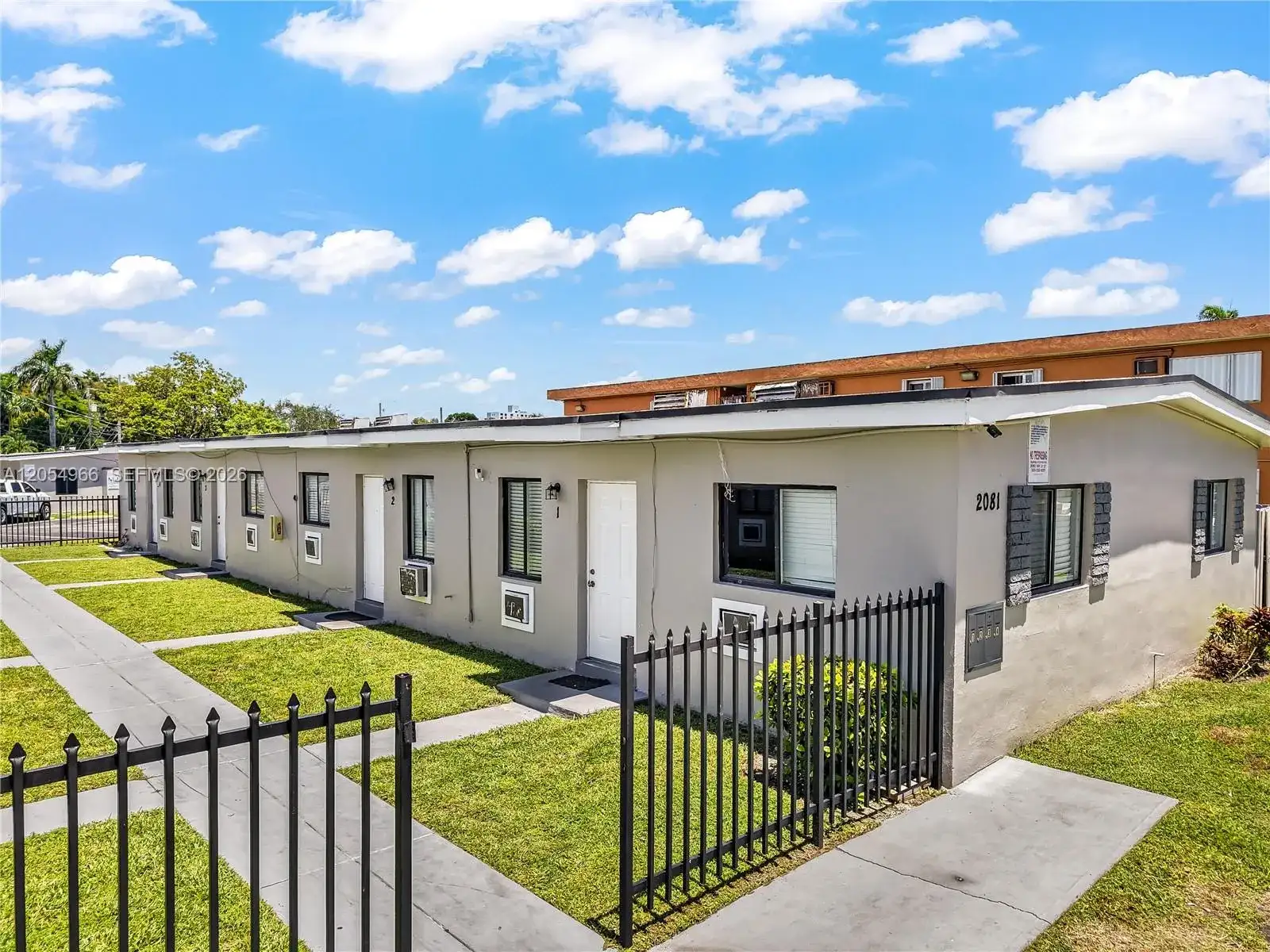 2090 NW 31st St, Miami FL 33142 photo 3