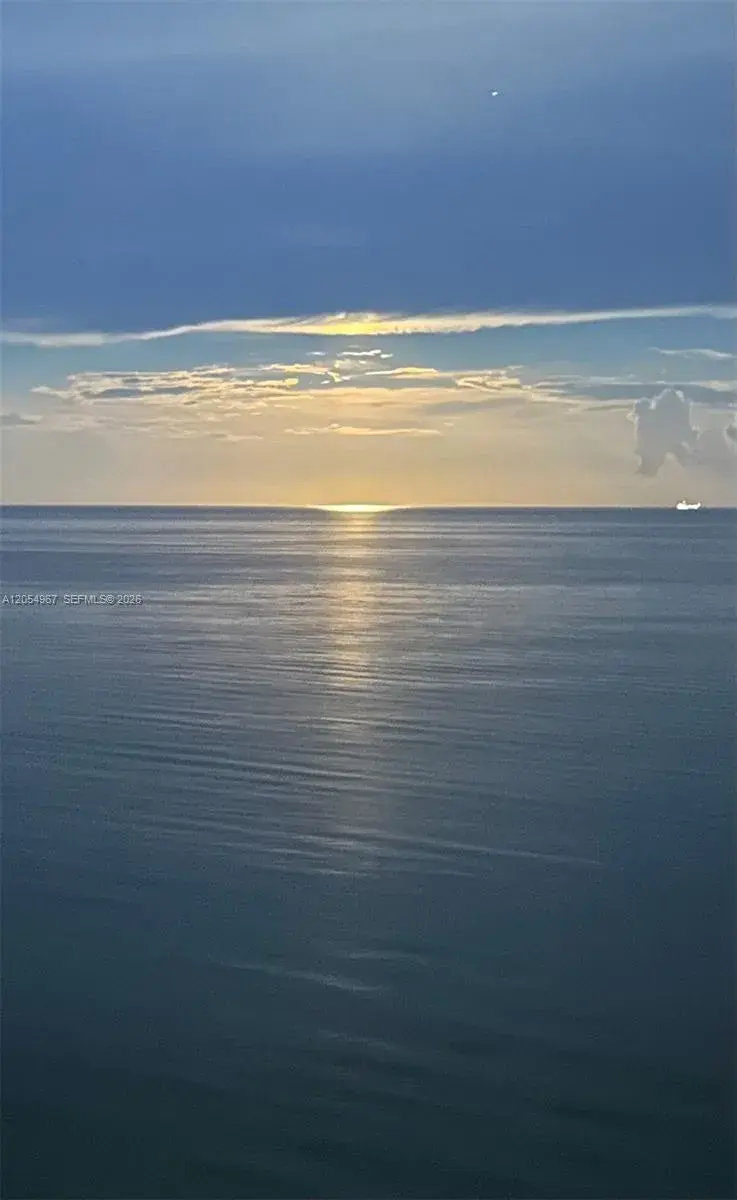 3850 Galt Ocean Dr # 111, Fort Lauderdale FL 33308