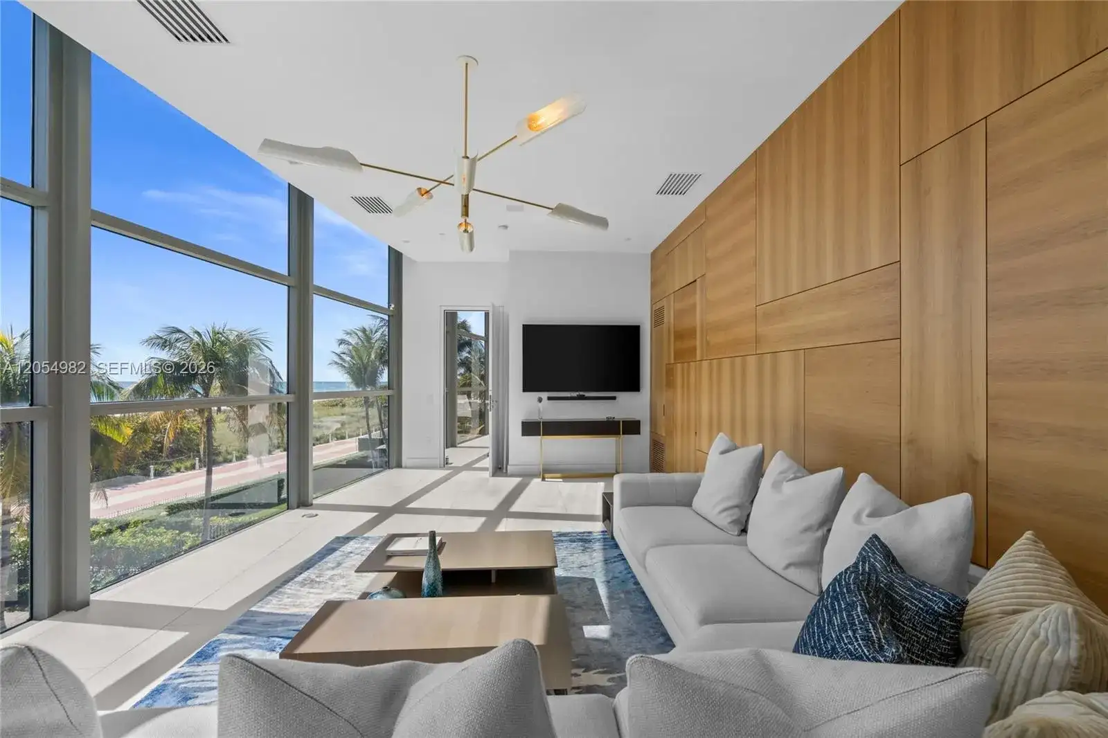 5875 Collins Ave # 401, Miami Beach FL 33140 photo 2