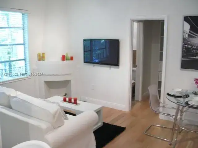1525 Meridian Ave # 109, Miami Beach FL 33139 photo 2