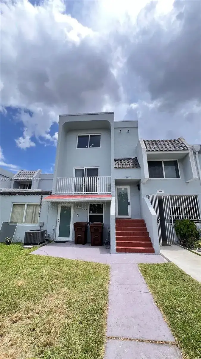 984 W 40th St # 2, Hialeah FL 33012 photo 2
