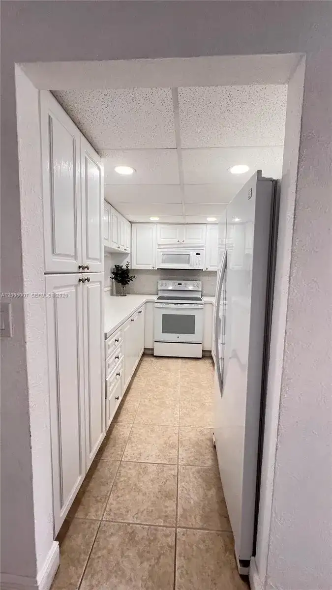 984 W 40th St # 2, Hialeah FL 33012 photo 4