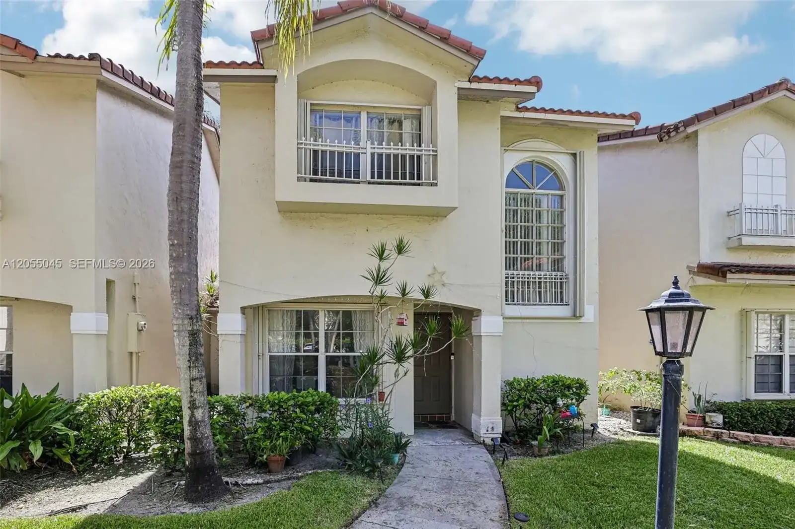 115 NW 108th Ave, Pembroke Pines FL 33026