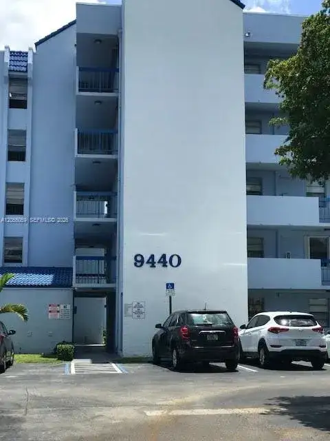 9440 Fontainebleau Blvd # 514, Miami FL 33172 photo 2
