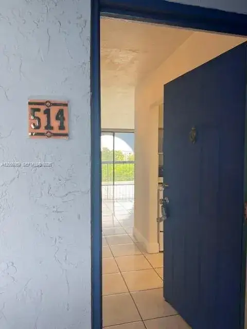 9440 Fontainebleau Blvd # 514, Miami FL 33172 photo 4