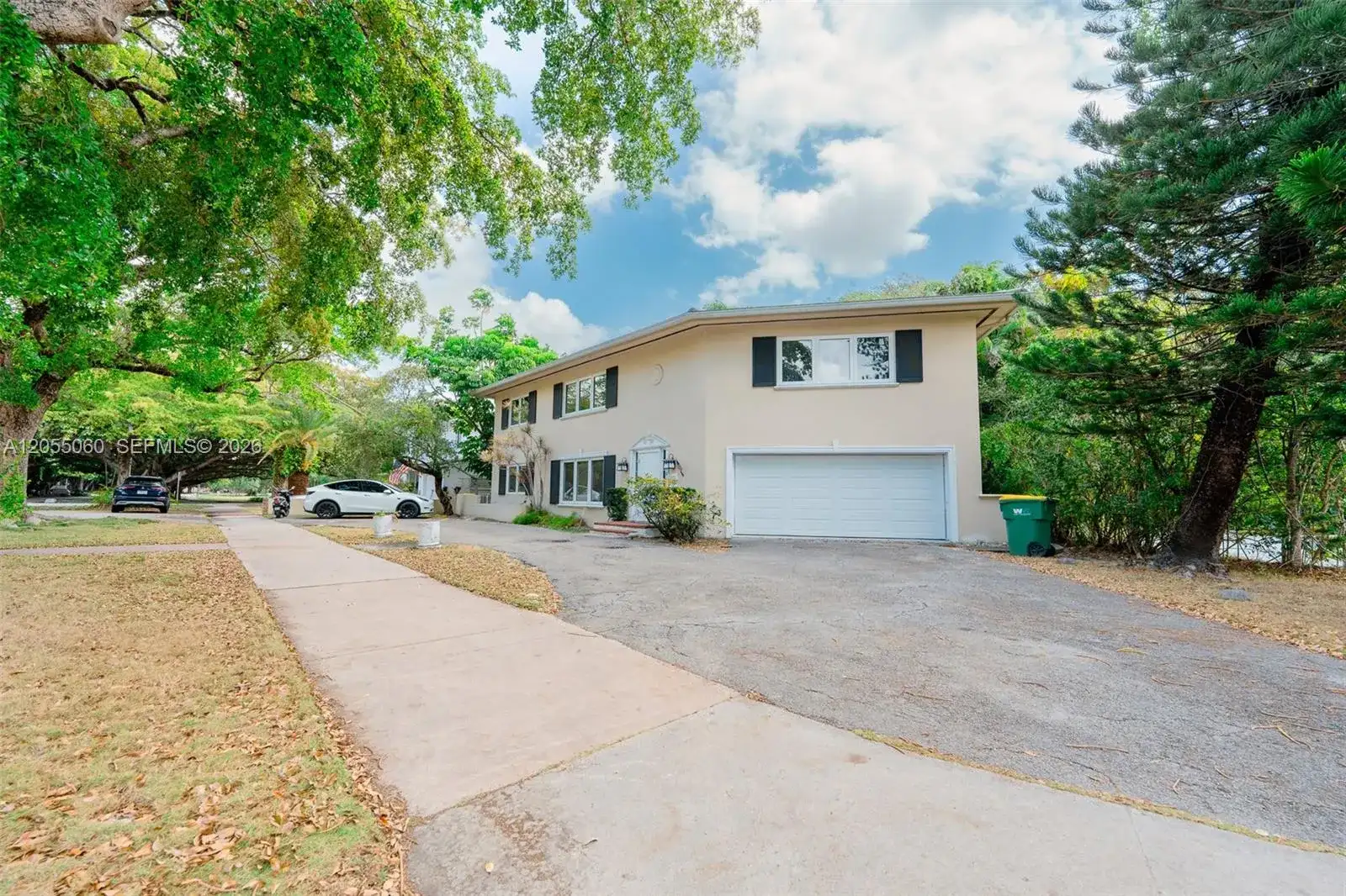 580 UNIVERSITY DR # 2, Coral Gables FL 33134 photo 2