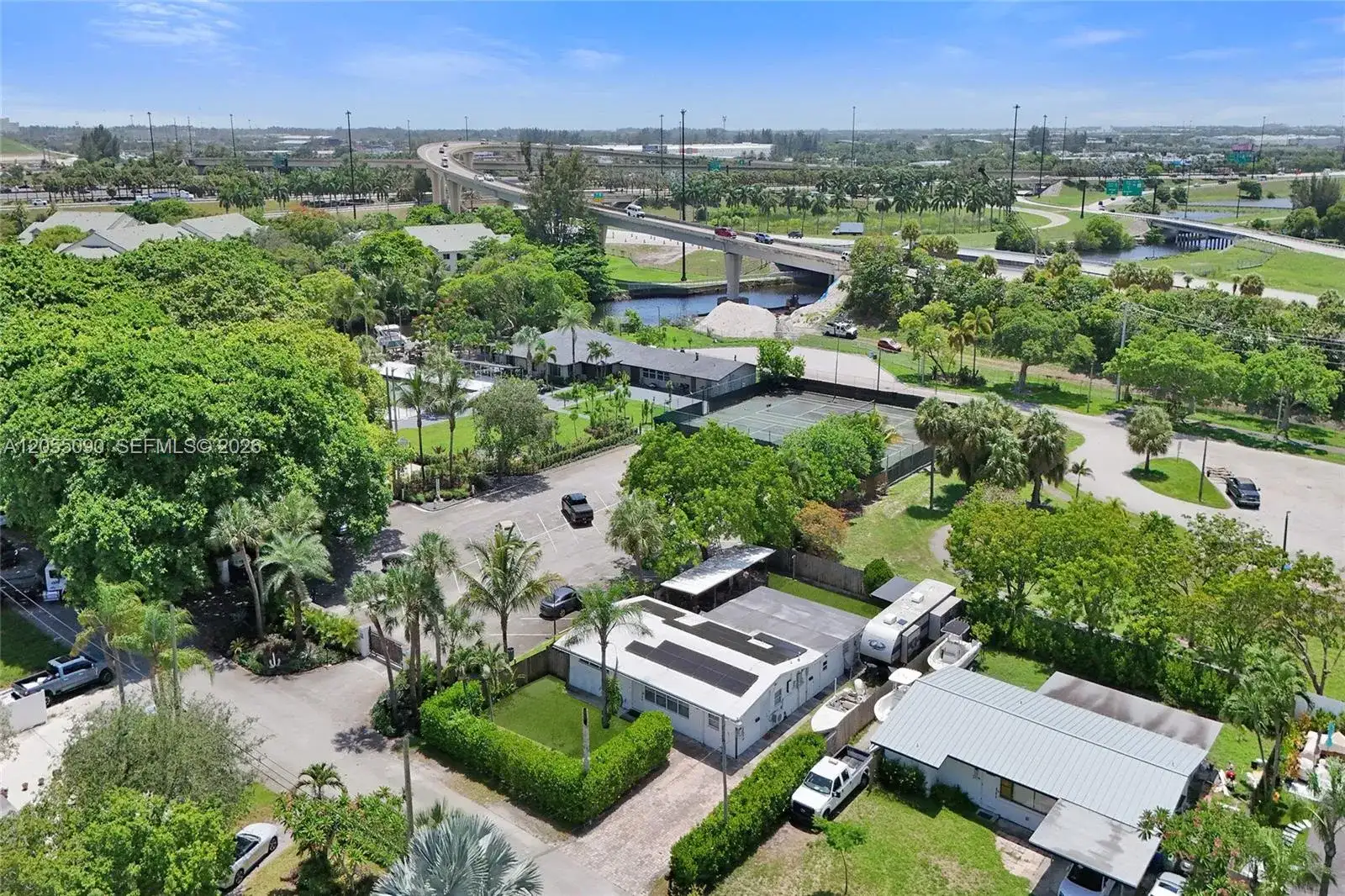 2531 Whale Harbor Ln, Fort Lauderdale FL 33312 photo 3