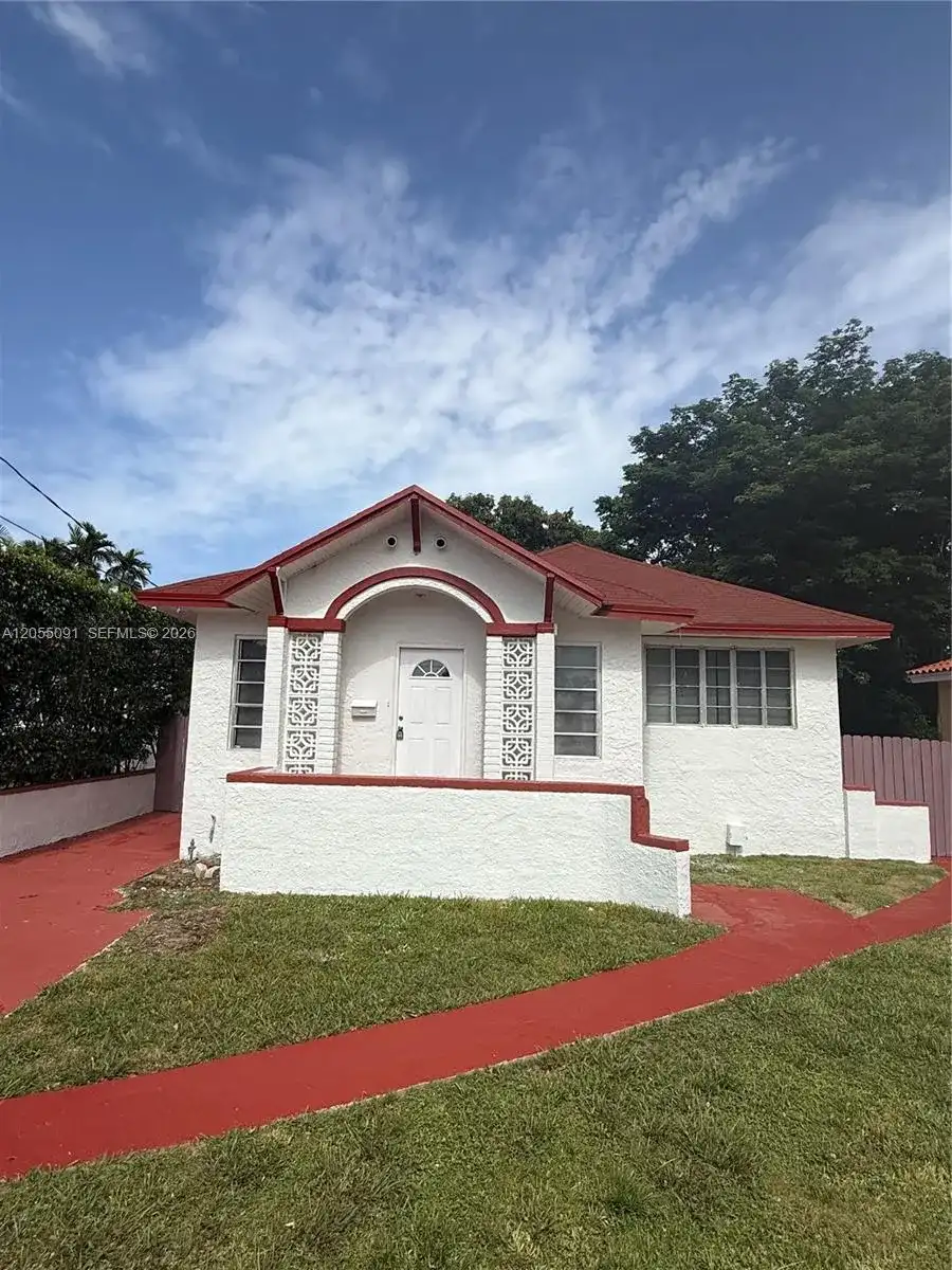 3747 Sheridan Ave, Miami Beach FL 33140