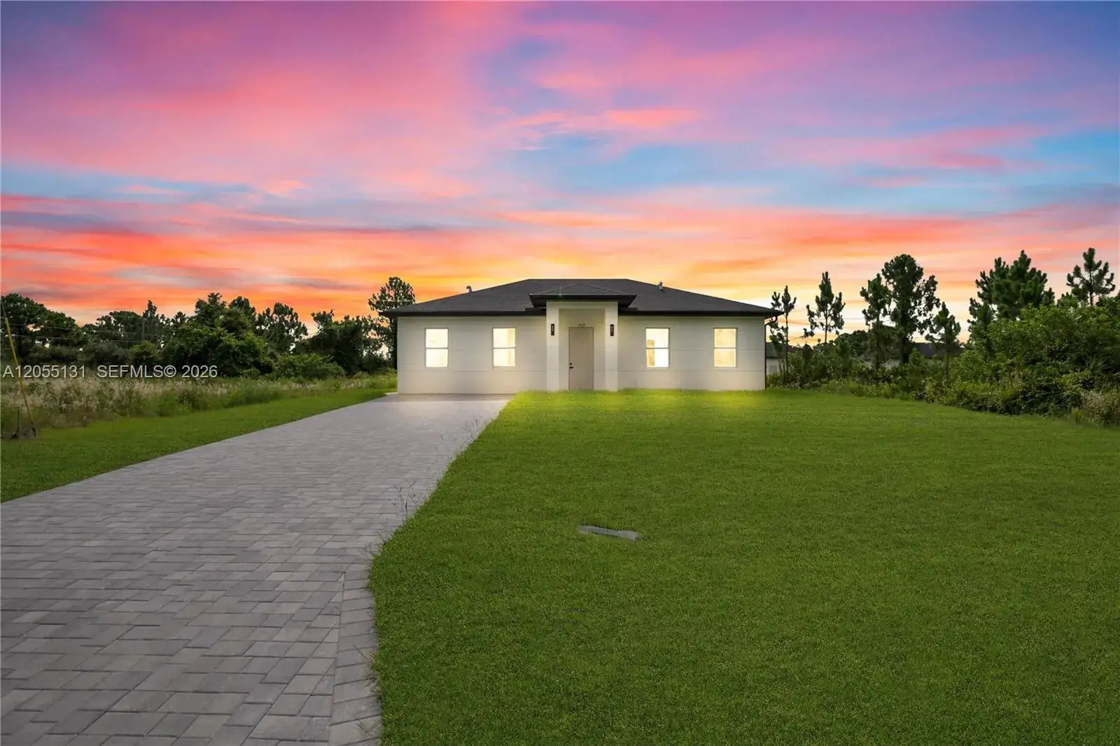 707 Randall Ave, Other City - In The State Of Florida FL 33974