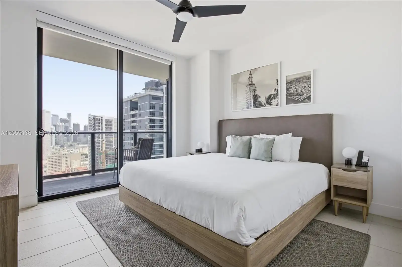 159 NE 6th St # 2914, Miami FL 33132 photo 3