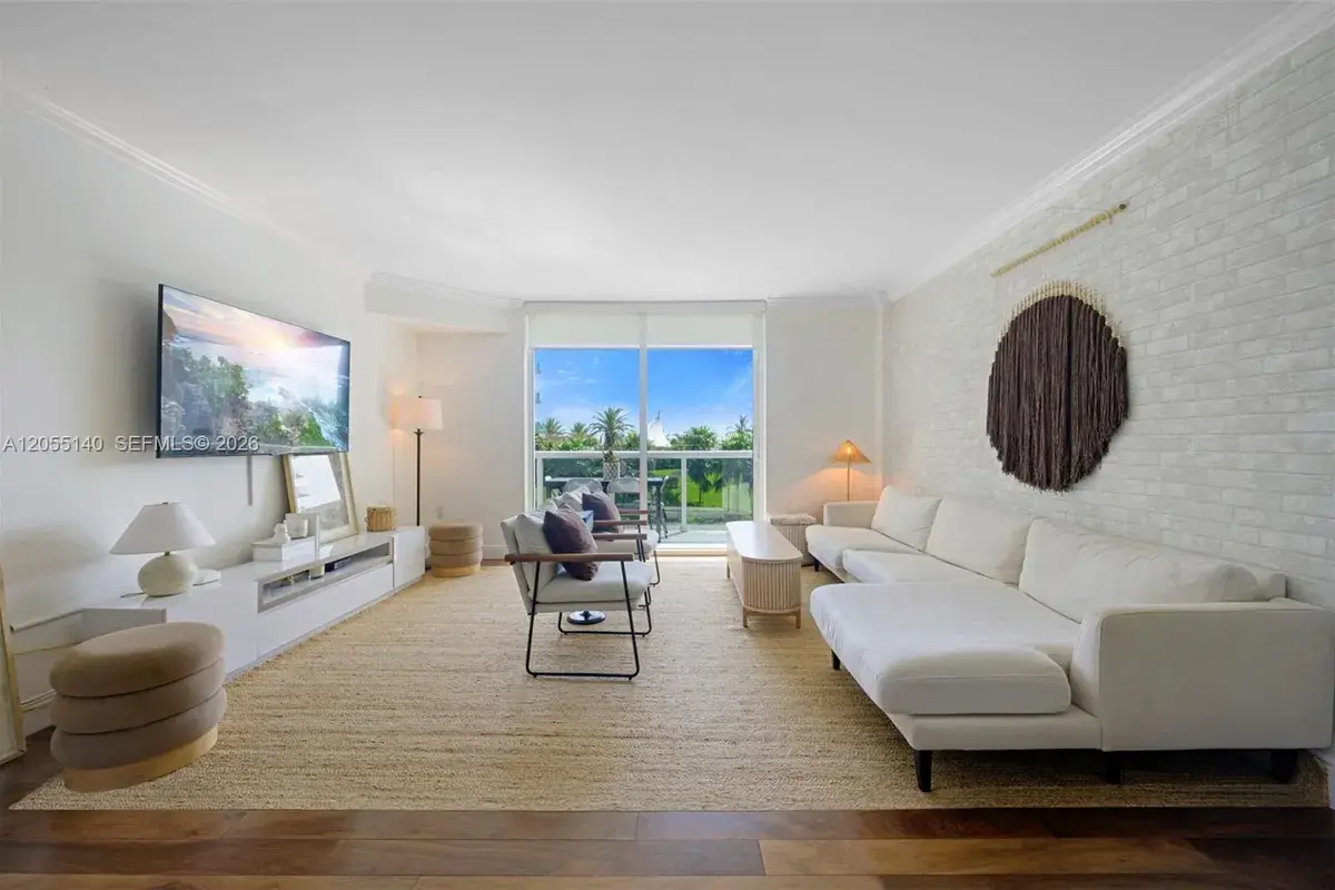10275 Collins Ave # 334, Bal Harbour FL 33154