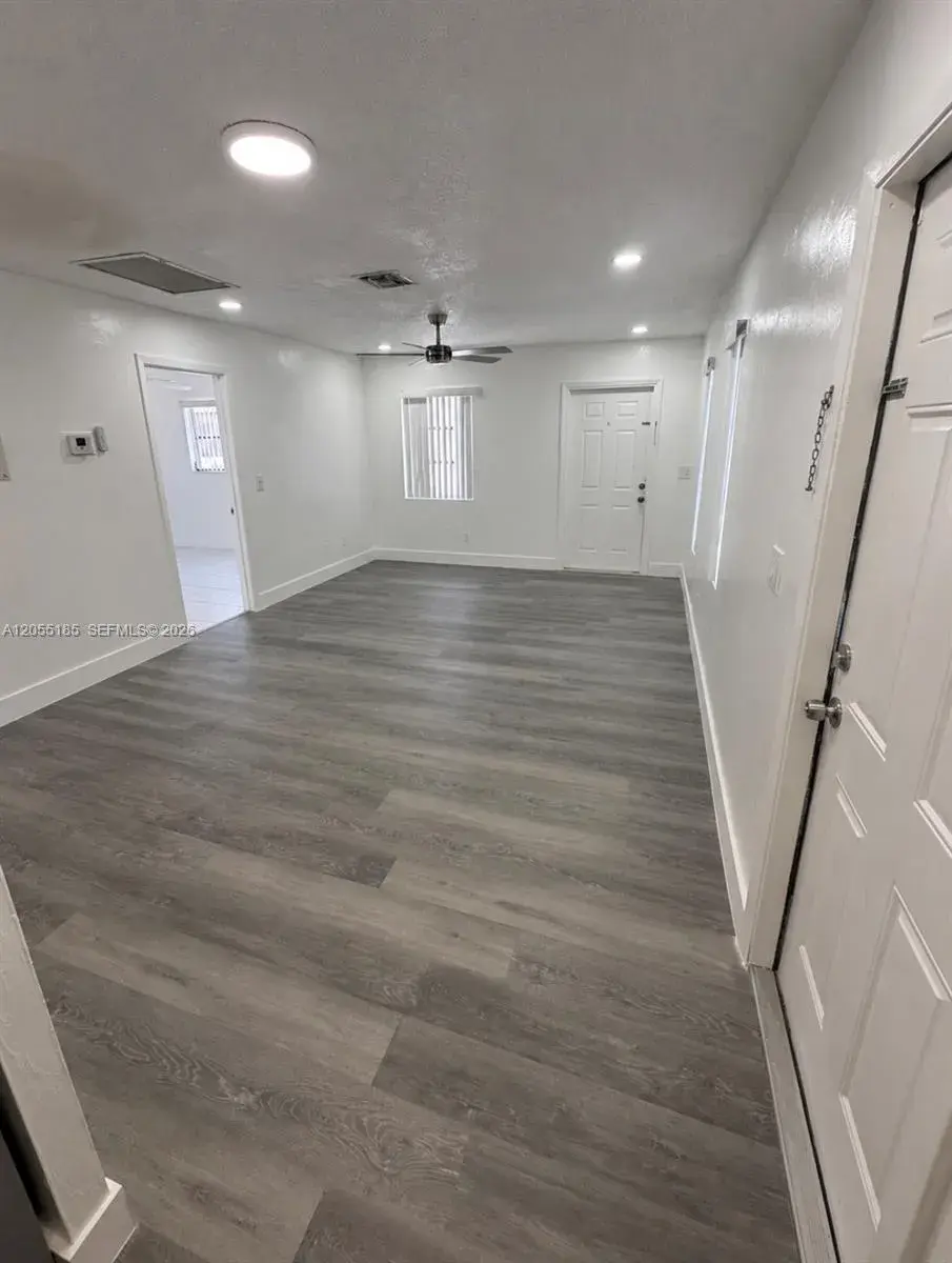 1670 Harding St, Hollywood FL 33020
