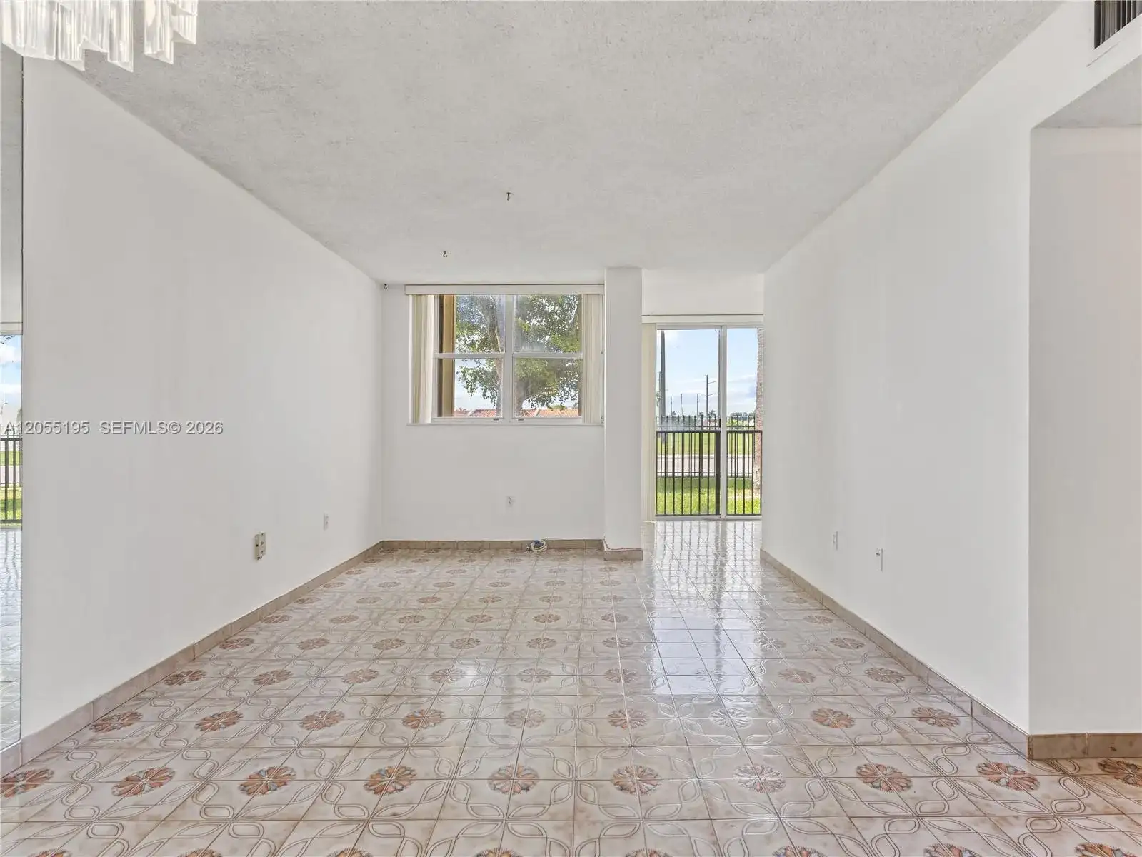 9401 SW 4th St # 104, Miami FL 33174 photo 2