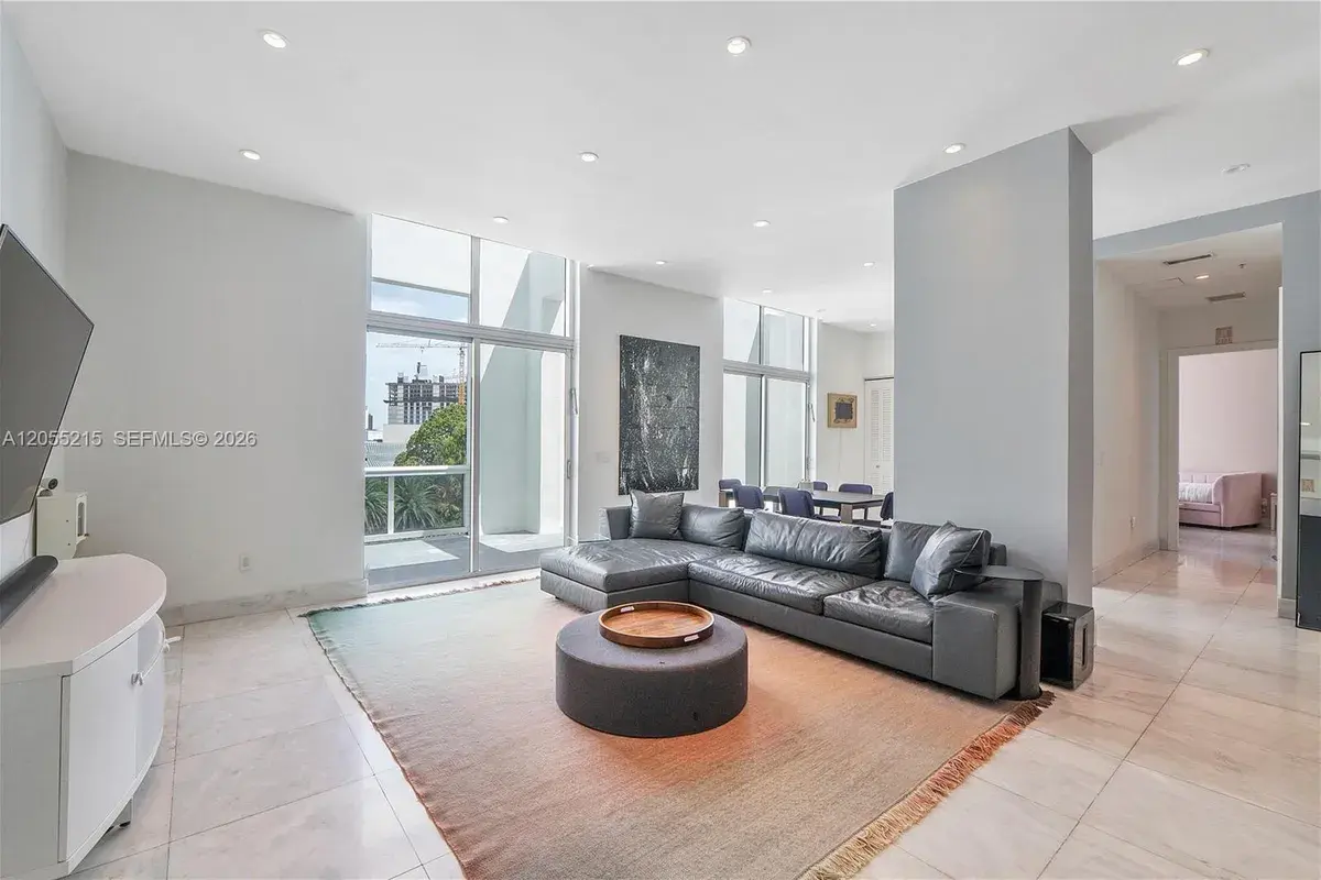 2001 Meridian Ave # 16, Miami Beach FL 33139