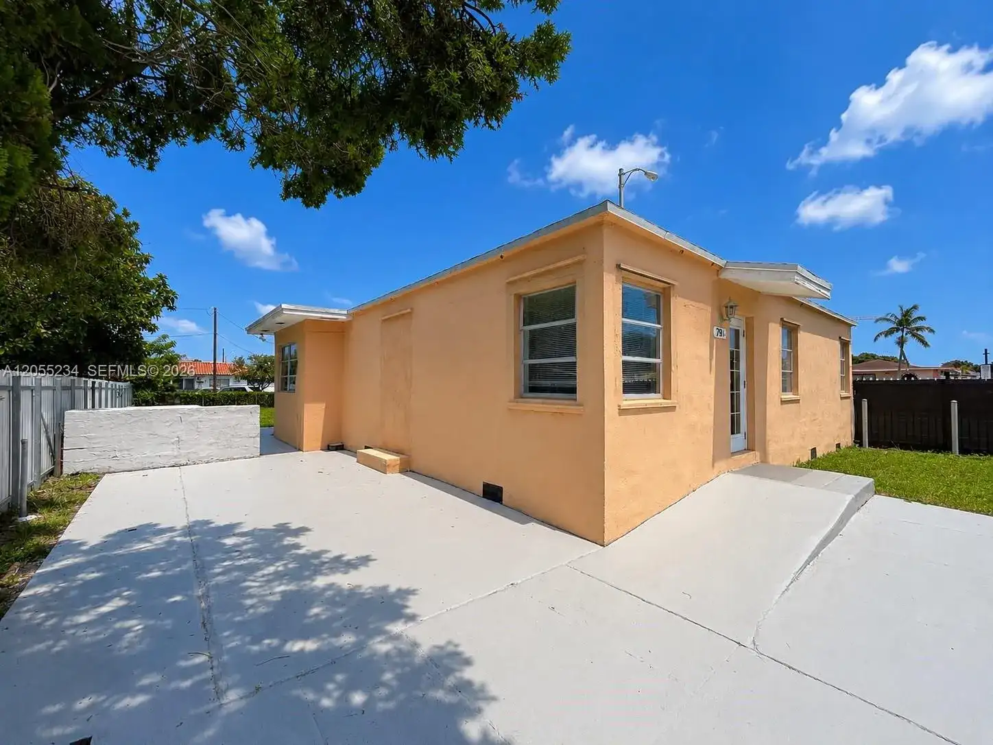 791 E 23rd St, Hialeah FL 33013 photo 2