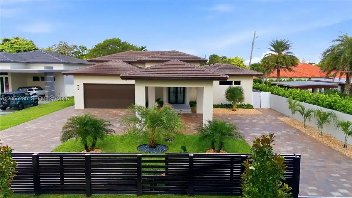 2880 SW 113 Avenue, Miami FL 33165