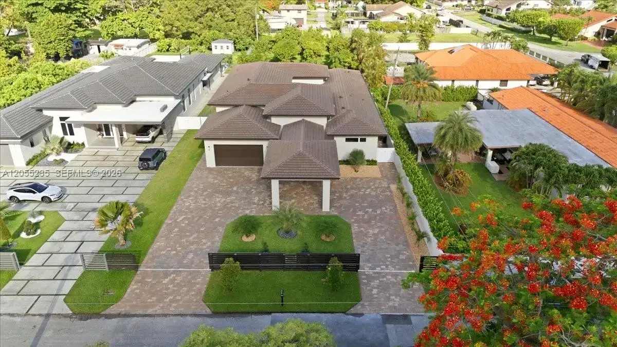 2880 SW 113 Avenue, Miami FL 33165 photo 2