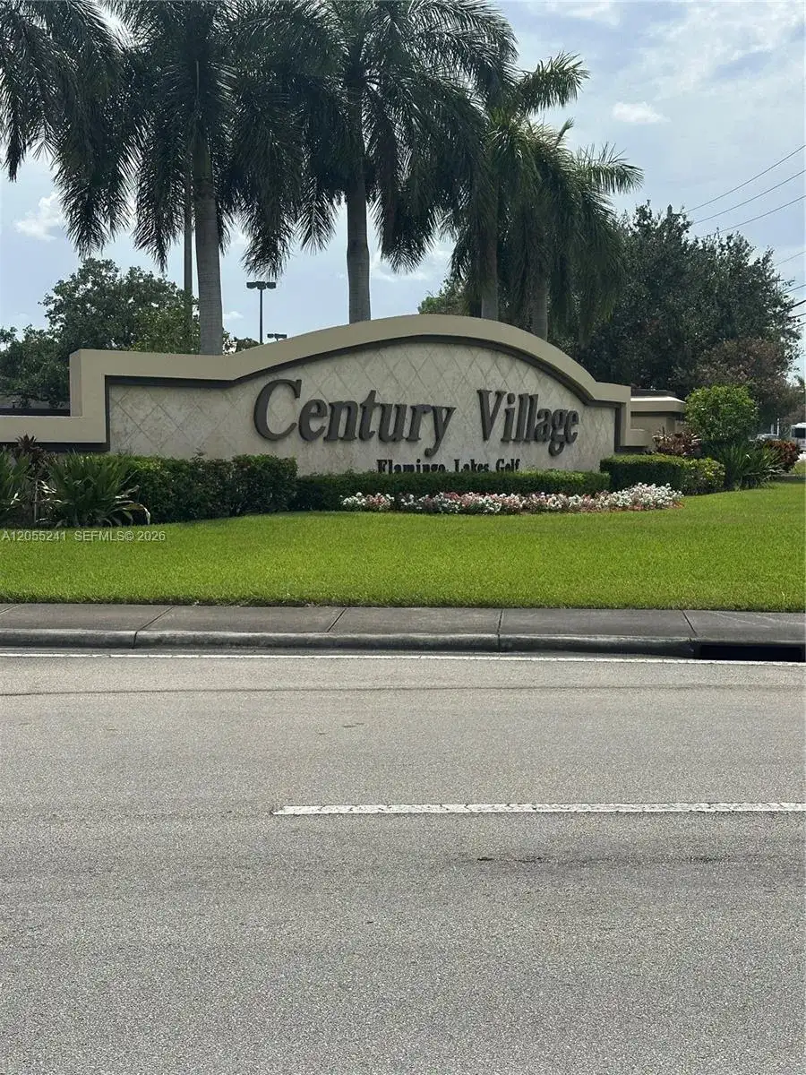 1000 SW 125th Ave # 412N, Pembroke Pines FL 33027 photo 2