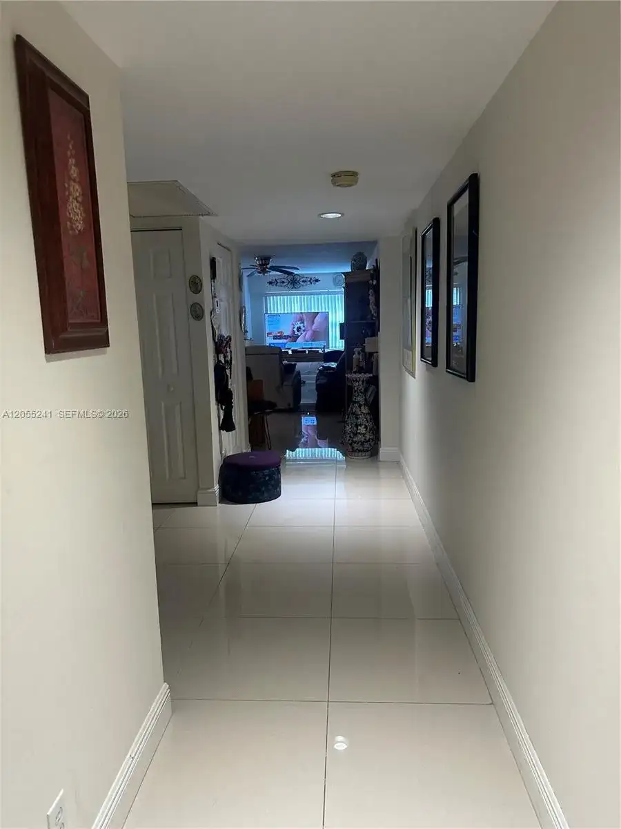 1000 SW 125th Ave # 412N, Pembroke Pines FL 33027 photo 4