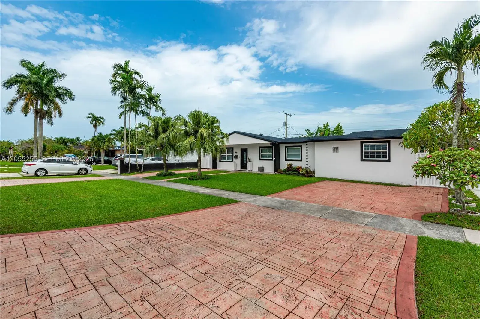 11040 SW 64th St, Miami FL 33173