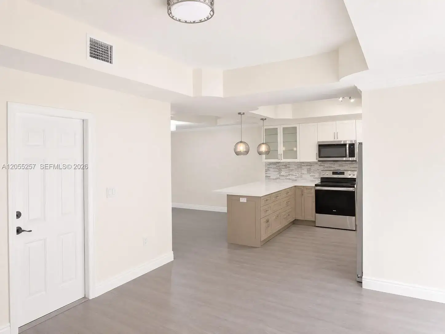 8423 S NW 138th Terrace # 2802, Miami Lakes FL 33016 photo 2