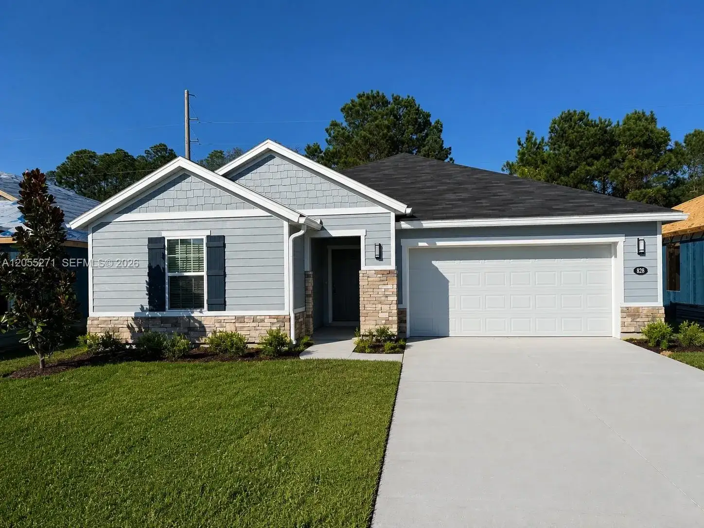 828 Panther Lake Pkwy # 828, Jacksonville FL 32221