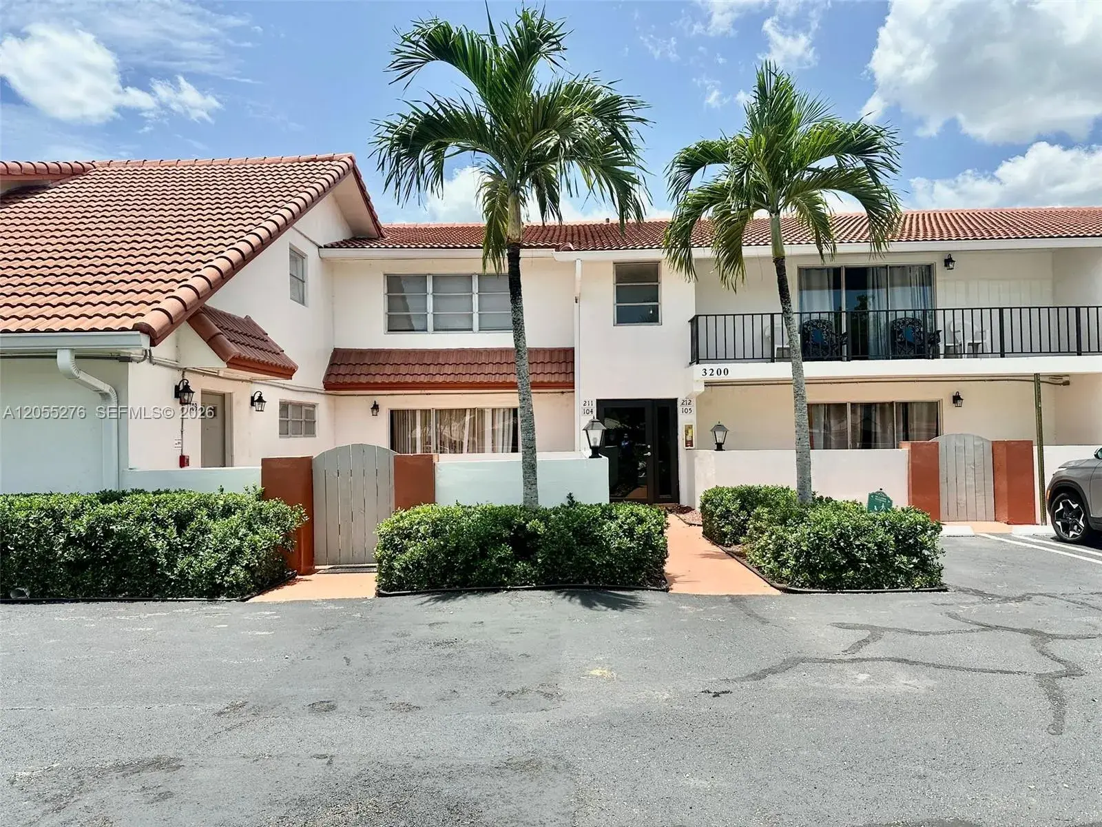 3200 Coral Springs Dr # 211, Coral Springs FL 33065