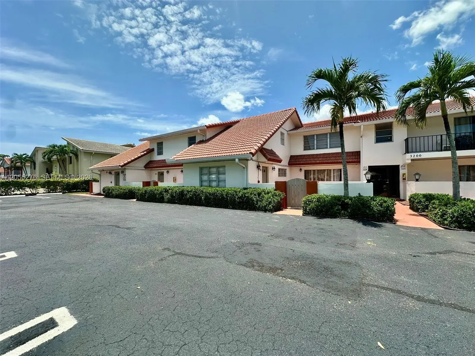 3200 Coral Springs Dr # 211, Coral Springs FL 33065