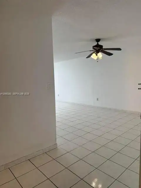 7345 W 4th Ave # 404, Hialeah FL 33014 photo 2