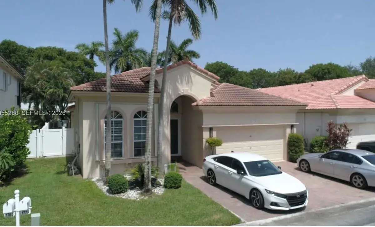 1773 NW 72nd Way, Pembroke Pines FL 33024