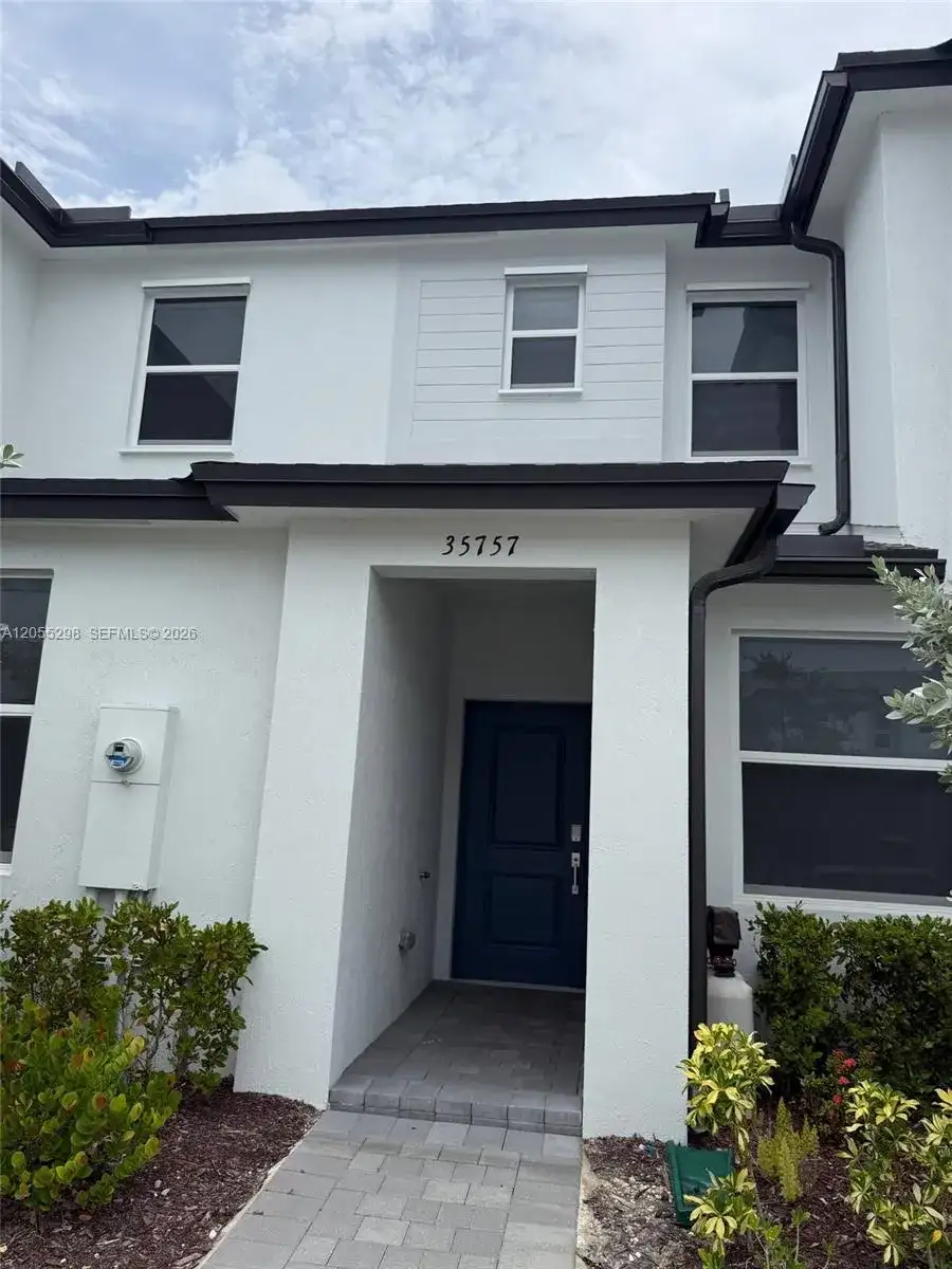 35757 SW 178th Pl # 35757, Miami FL 33034 photo 2