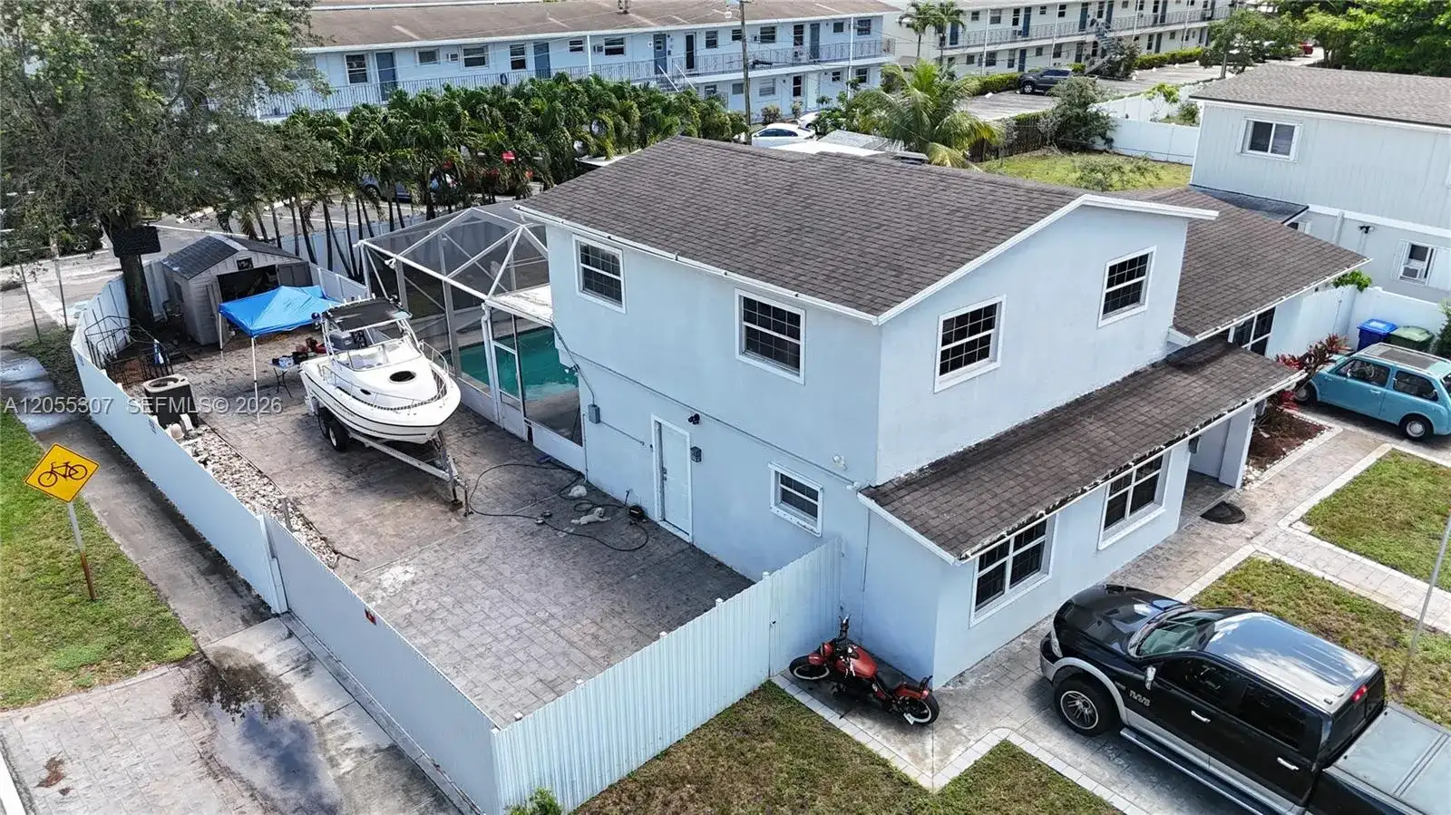 7400 NW 1st Ct, Pembroke Pines FL 33024 photo 3