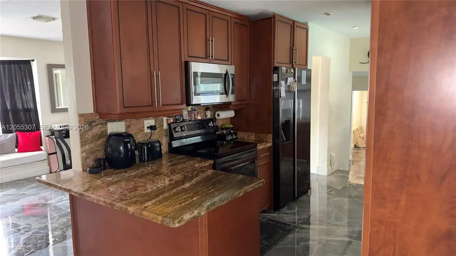 7400 NW 1st Ct, Pembroke Pines FL 33024 photo 5