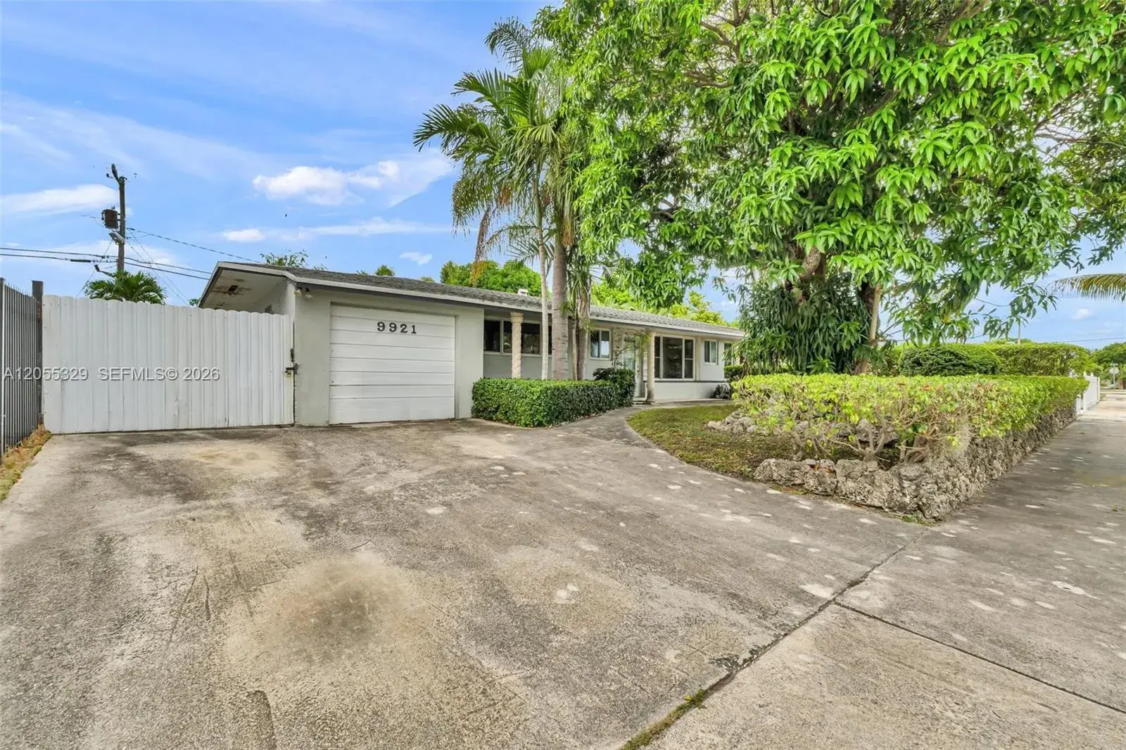 9921 SW 165th Ter, Miami FL 33157