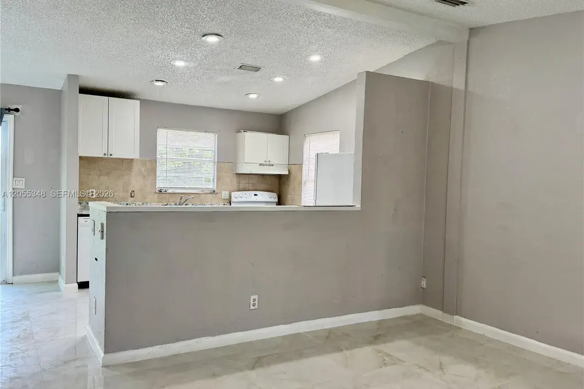 7541 Atlanta St # 7541, Hollywood FL 33024