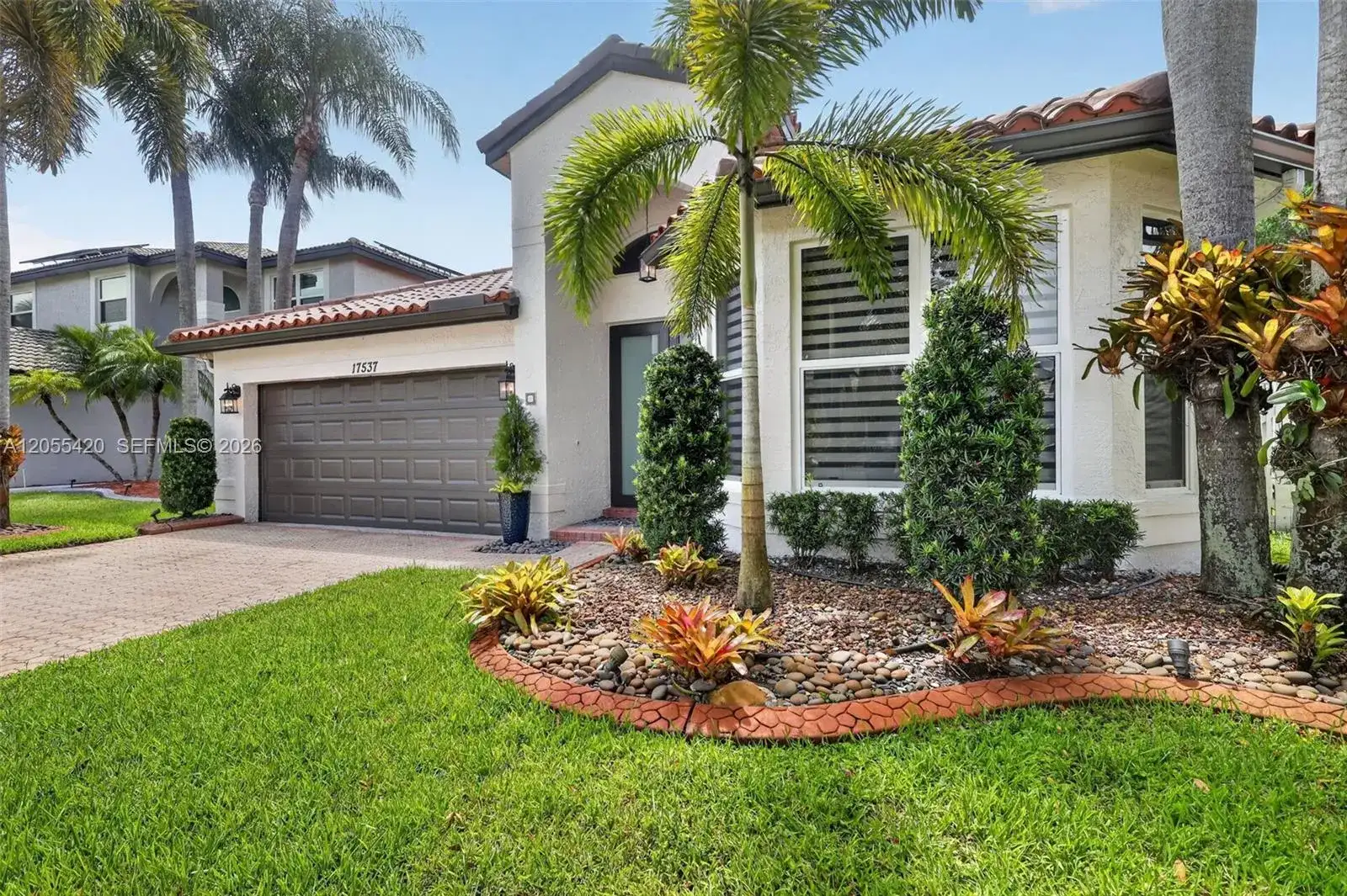 17537 SW 28th Ct, Miramar FL 33029 photo 2