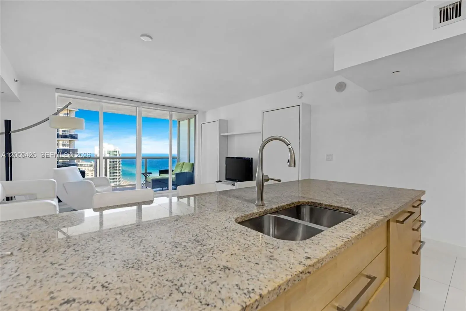 1830 S Ocean Dr # 2609, Hallandale Beach FL 33009