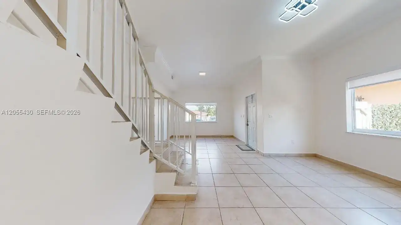 323 SW 36Ave # 323, Miami FL 33135