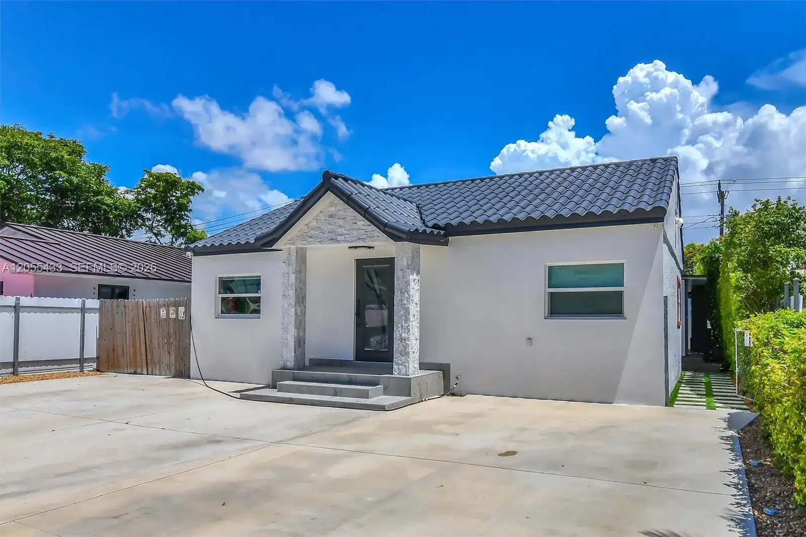 6575 SW 39th Ter, Miami FL 33155