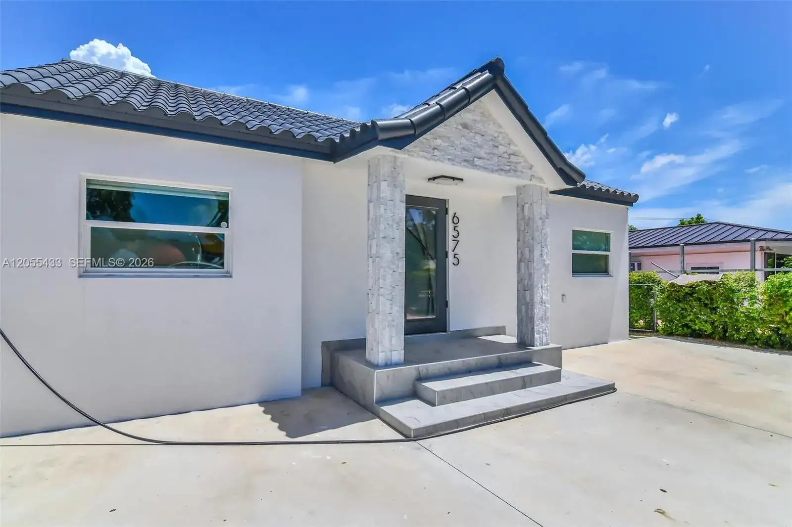 6575 SW 39th Ter, Miami FL 33155 photo 4