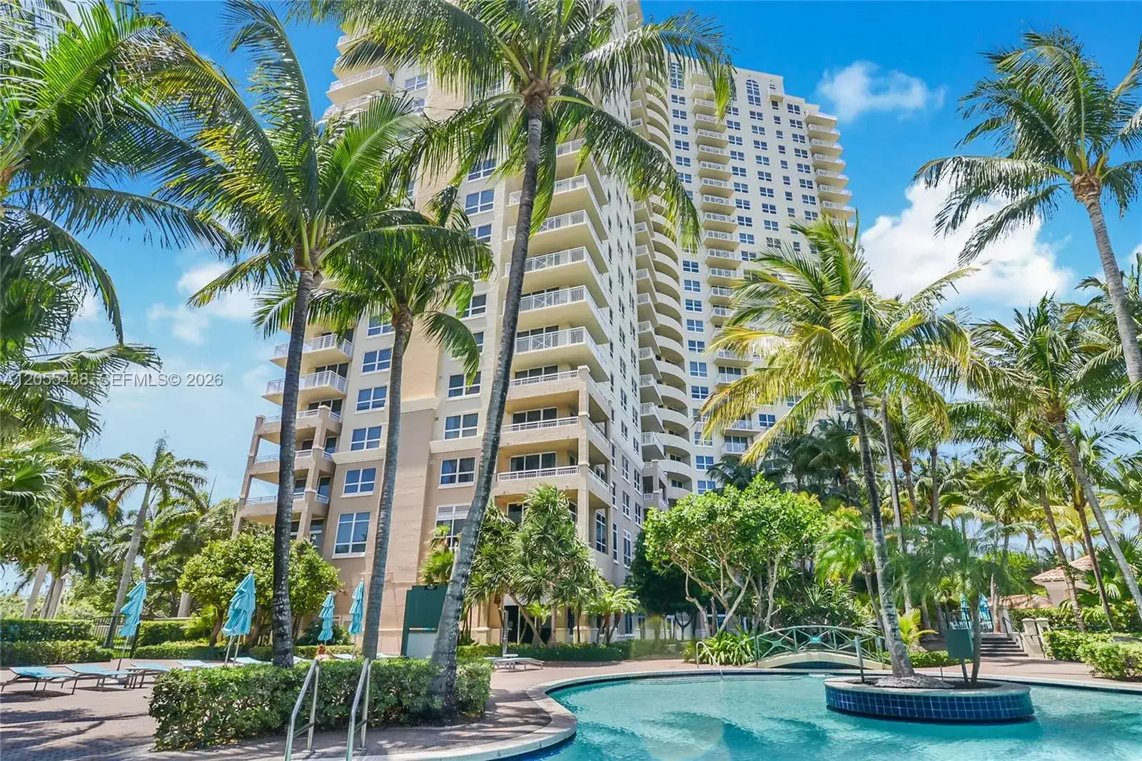 19501 W Country Club Dr # 1705, Aventura FL 33180 photo 3